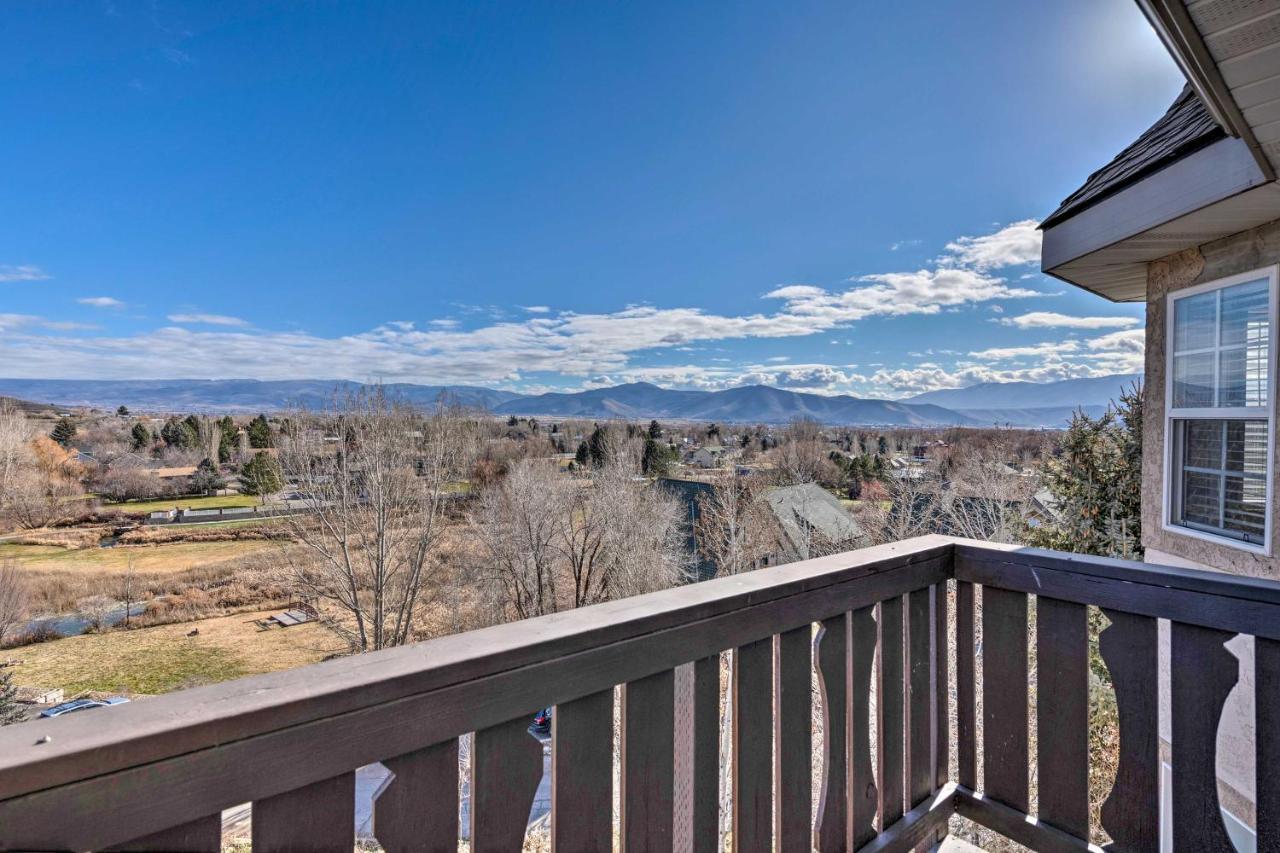Large, Cozy Midway Studio With Mountain Views! Exterior foto