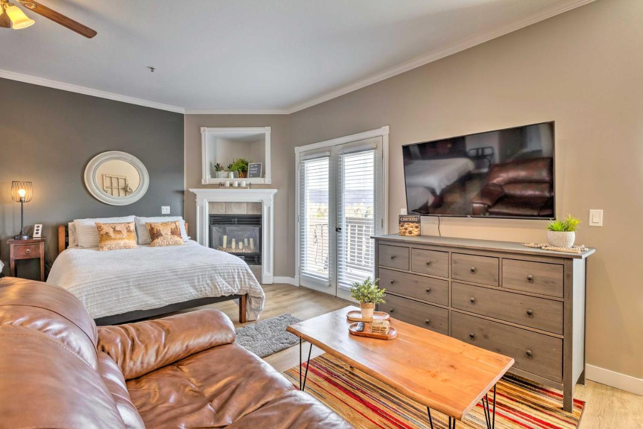 Large, Cozy Midway Studio With Mountain Views! Exterior foto